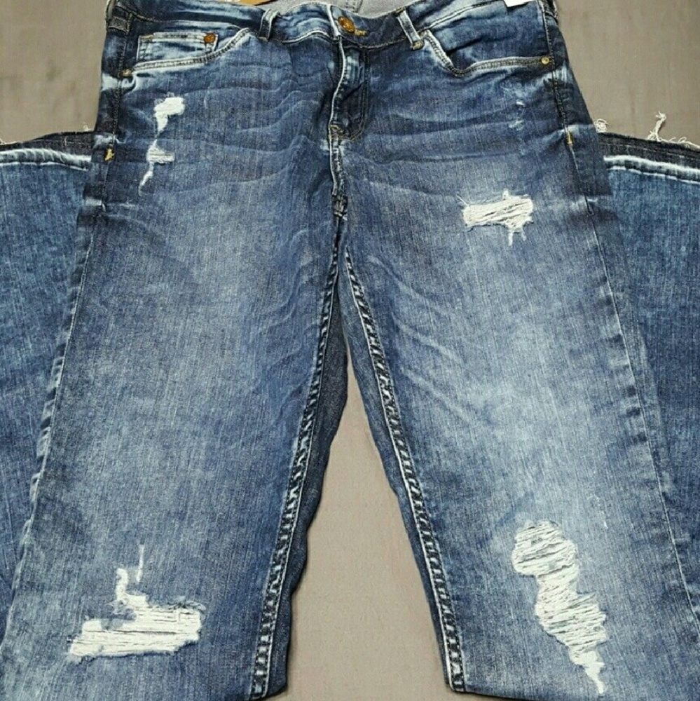 H&M Distressed Jeans- New Without Tags